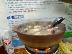 -威邵鸡煲(西华路总店)