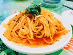岐山擀面皮-令氏家外家周秦食府(高新店)