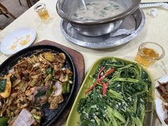 -标记美食新鲜猪杂(兴南大道店)