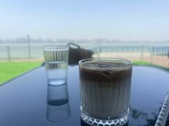 -游心咖啡(青山滨江店)