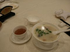-顺峰海鲜酒楼(省府店)