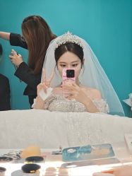 -城市花园婚纱摄影