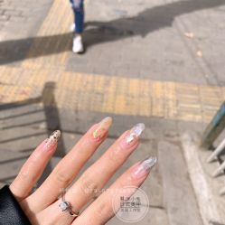 -米小兔美甲美睫