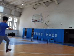 -育华篮球培训(新华路校区)