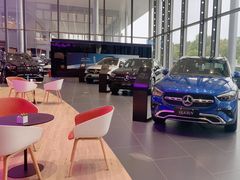 -贵州贵星奔驰4S店(观山湖店)