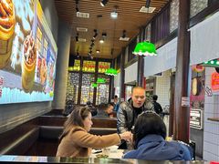 -卤校长老火锅(杨家坪直营店)