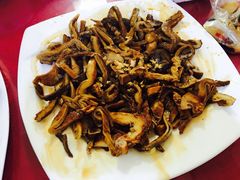 -溢心园香河肉饼总店