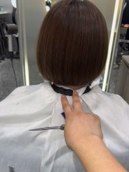 -Tloml salon