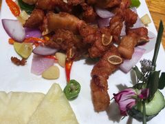 柠檬叶酥小排-老滇山寨•云南特色菜•地方菜•民族风情歌舞表演(金碧店)