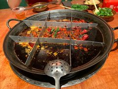 -周小明火锅(黑金冠社区店)