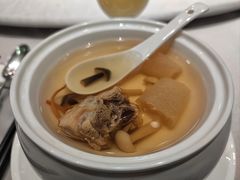 鲜竹荪土鸡汤-虹御轩·传承江浙菜(虹桥店)