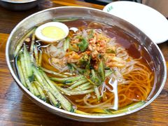 -韩风烤牛肉冷面店