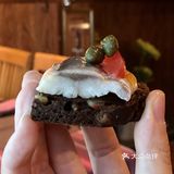据说晚餐人比较多正好我喜欢午餐