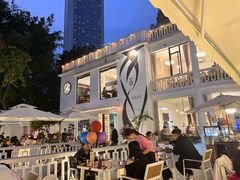 -Mark&Mars Restaurant