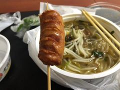 -老妈米线(港龙店)