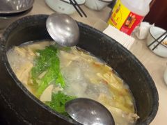 -绿色墨脱石锅城