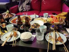 -粉墨特色菜·烧烤音乐酒馆