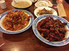 -郑东靓靓虾馆·金牌油焖大虾(天泽街店)