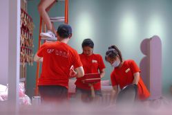 -欣薇婚纱(新源乐汇城店)