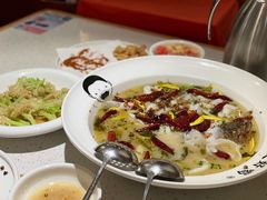 老坛酸菜鲈鱼-江渔儿酸菜鱼(映月湖环宇城店)