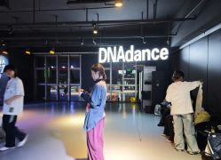 -DNA舞室