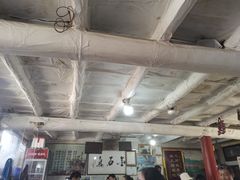 大堂-吕家米皮