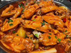 鸡翅煲-胖哥俩肉蟹煲(湖滨银泰in77店)