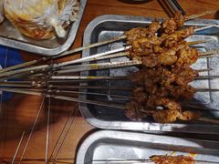 特色碳烤羊肉串-老兰家传统烧烤炒菜泡馍(小南门店)