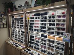 -视野联行眼镜·蔡司授权店(长白万象汇店)