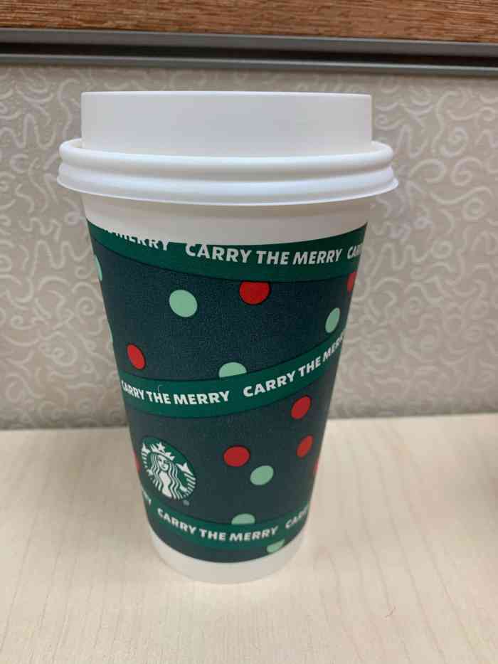 星巴克(中粮广场店)-"其实星巴克好喝好吃的东西就翻来覆去那几样.