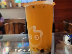 -CoCo都可(曹路宝龙广场店)