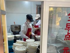 -文山荷鲜居(翠湖店)