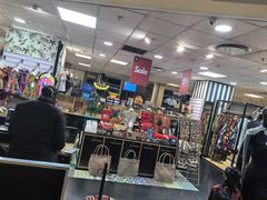 -奥利弗·雷金纳德·坦博国际机场