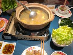 -邹开喜·小海鲜醉鸡煲·潮汕鲜切牛肉店(襄阳北路店)