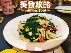 -伊带伊路新疆美食府(呼家楼店)