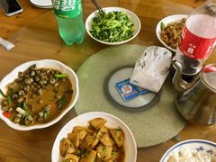 -芦茨金富饭庄·25年老字号·专做稻草鸡