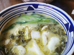酸菜鱼面-头壹号 大油条·老长沙盖码饭(清河店)