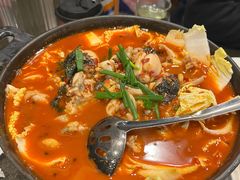 牛蛙火锅-湘肠香火锅店(团结湖店)