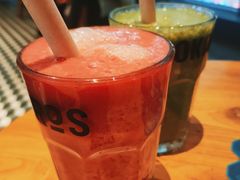 热带风情果昔-Moka Bros 摩卡站(西单大悦城店)