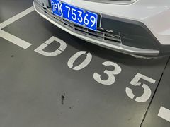 -丁香国际商业中心-停车场