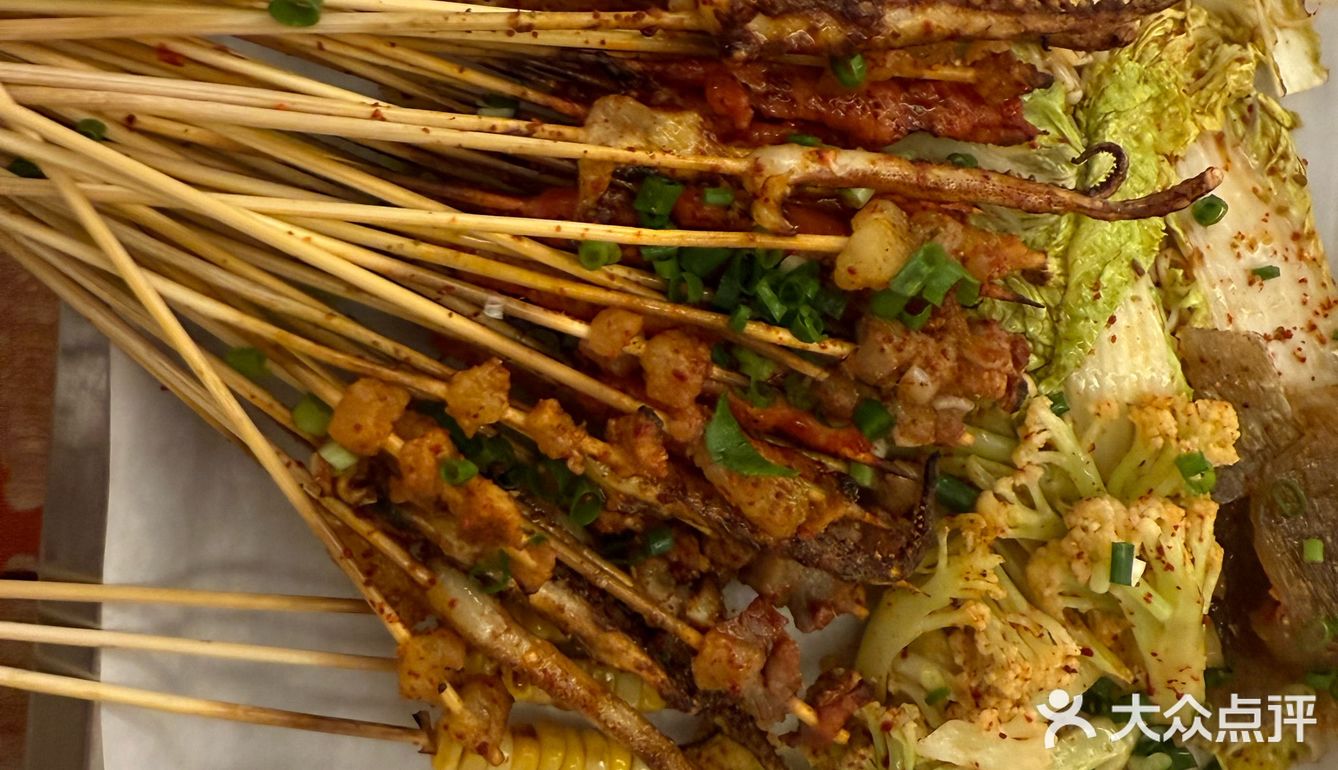 夜宵时间烧烤大餐必须满足