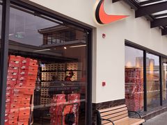 -NIKE上海青浦优选体验店