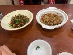-湖南人家湘菜馆(镇江路店)