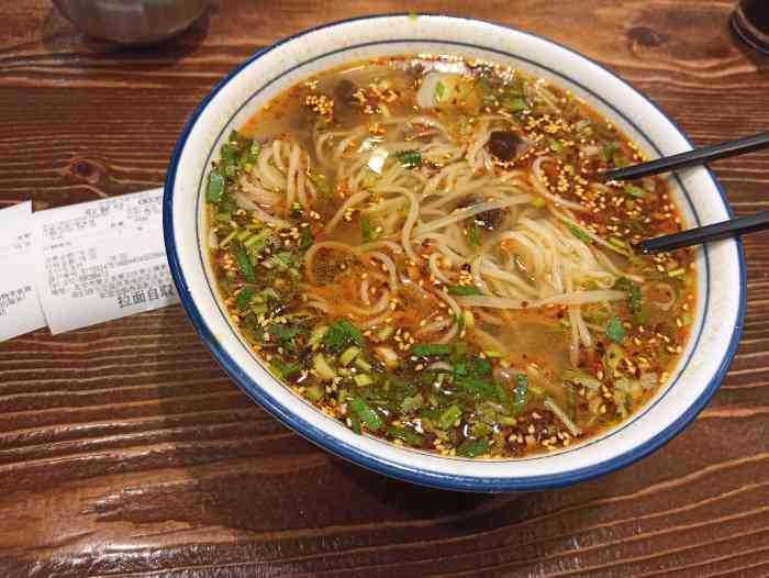 西部新月牛肉面(物美大卖场店)-"拉面比较辣,口重,觉得不是很好吃