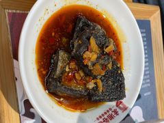 老长沙臭豆腐-呷佬·长沙手工米粉(金沙江路店)