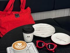 -M Stand(南京紫峰大厦店)