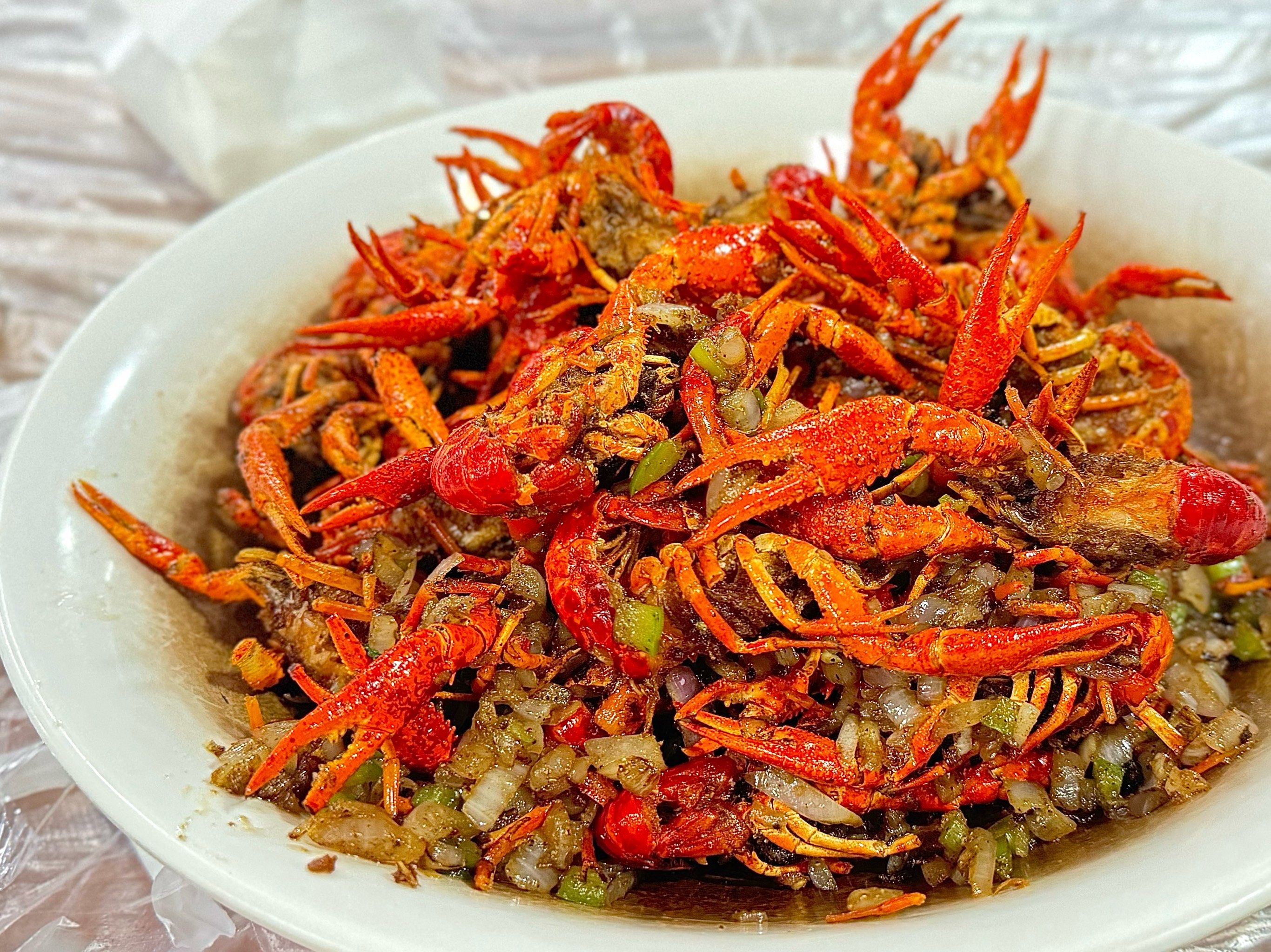 震撼美味!椒盐龙虾!