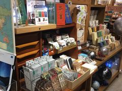 -LOG-ON(海港城店)