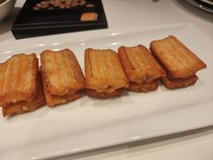 黄金脆带鱼-荣轩(新荣记环球金融中心店)