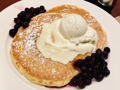-Pancakes on the rocks(Darling Harbour)